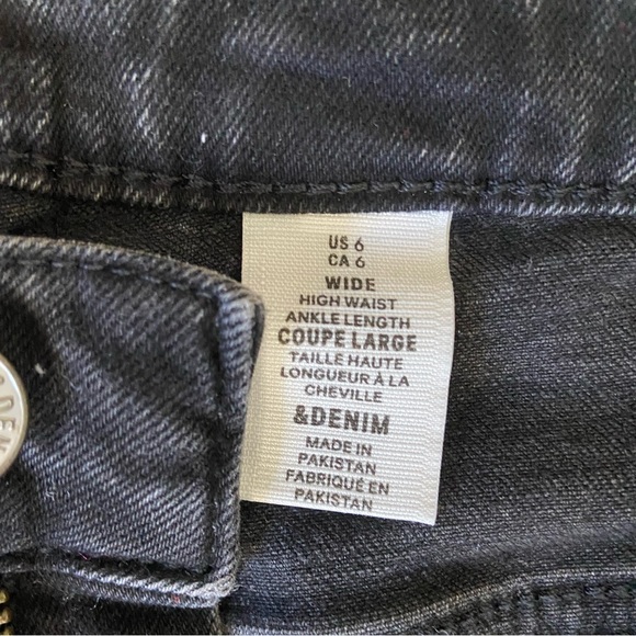 H&M High-Waisted Jeans (Black, sz 6) - Picture 5 of 5